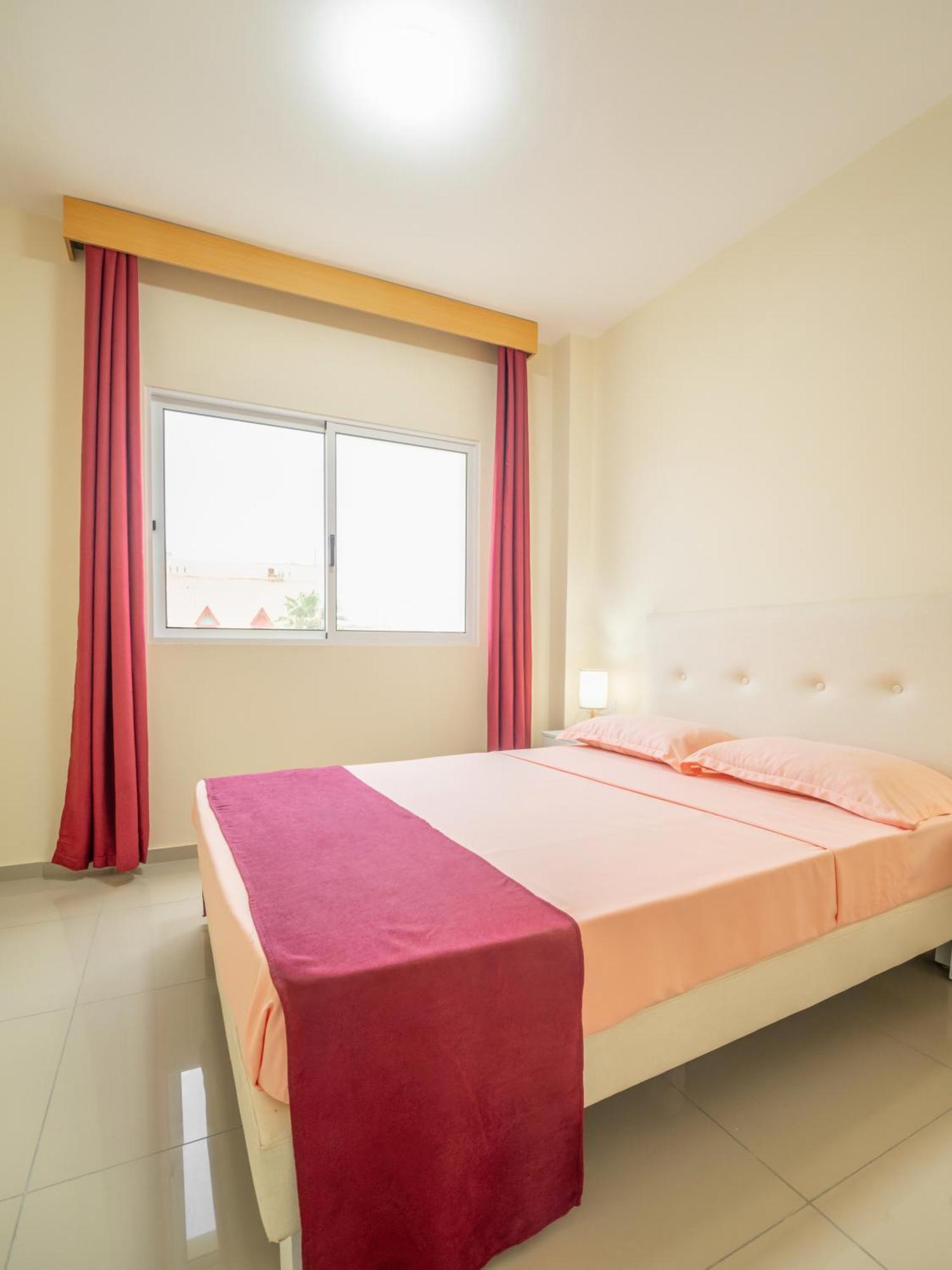 Residencial Liviamilena Santa Maria Apartment Luaran gambar